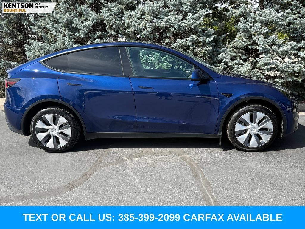 Used 2023 Tesla Model Y Long Range AWD/4WD image 10