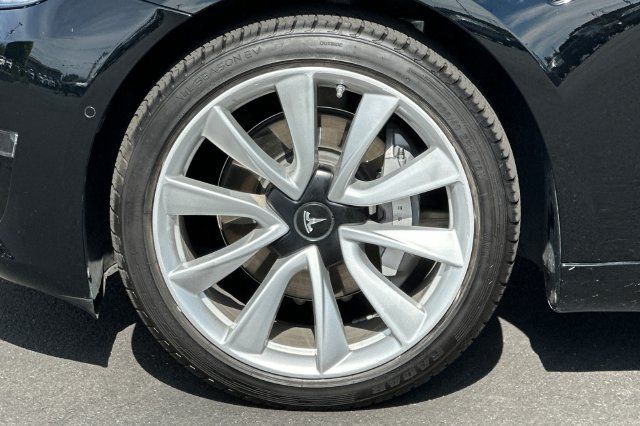 Used 2019 Tesla Model 3 Standard Range Plus RWD image 28