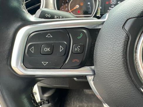 Certified 2019 Jeep Wrangler Unlimited Sahara AWD/4WD image 13