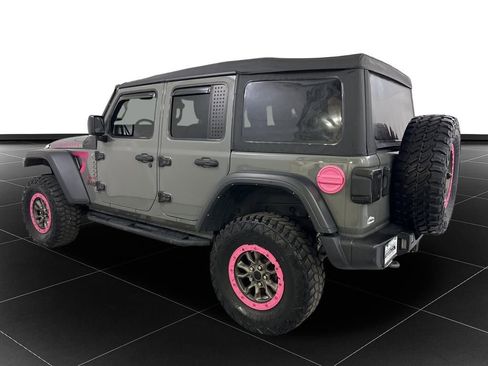 Used 2022 Jeep Wrangler Unlimited Rubicon w/ Cold Weather Group image 3