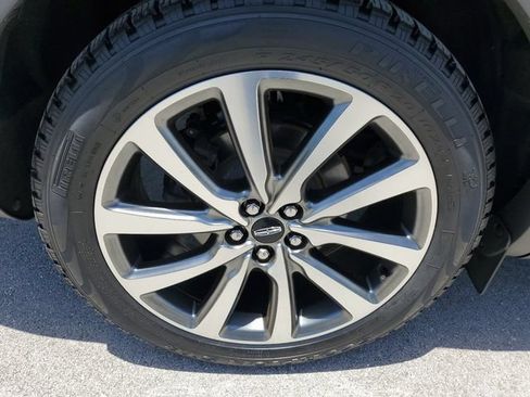 Used 2019 Lincoln Nautilus Select FWD image 9