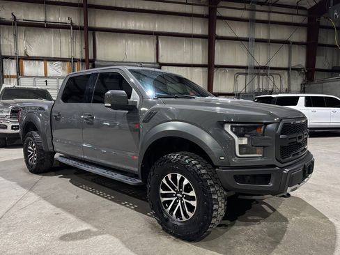 Used 2020 Ford F150 Raptor w/ Equipment Group 802A Luxury image 2