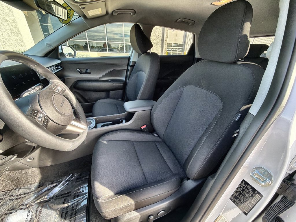 Used 2024 Hyundai Kona SEL AWD/4WD image 13