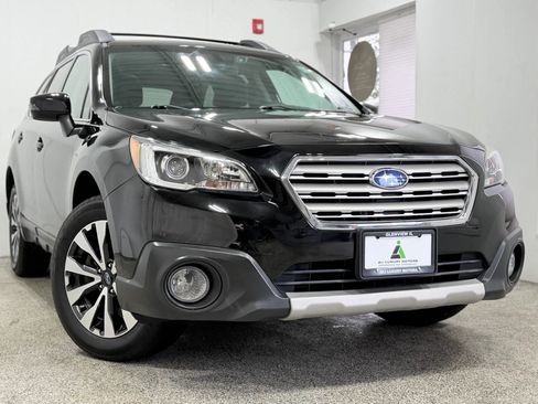 Used 2017 Subaru Outback 2.5i Limited AWD/4WD image 3