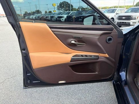 Used 2019 Lexus ES 350 w/ Premium Package FWD image 13