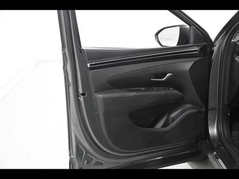 Used 2023 Hyundai Tucson SEL w/ Convenience Package FWD image 4