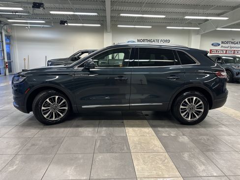 Used 2022 Lincoln Nautilus Reserve w/ Luxury Package image 15