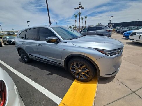 Used 2023 Acura MDX A-Spec AWD/4WD image 3