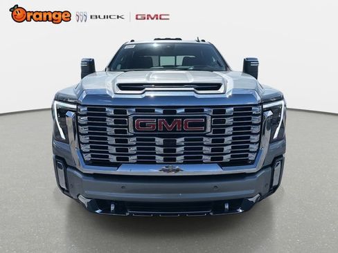 New 2026 GMC Sierra 2500 Denali w/ Denali Reserve Package image 8
