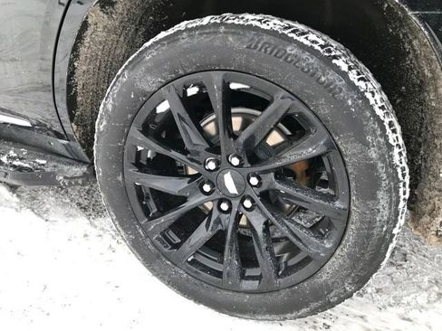 Certified 2023 Cadillac Escalade Premium Luxury w/ Performance Package image 23