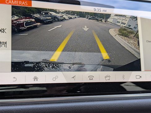 Used 2022 Land Rover Range Rover Sport HSE Silver Edition image 24