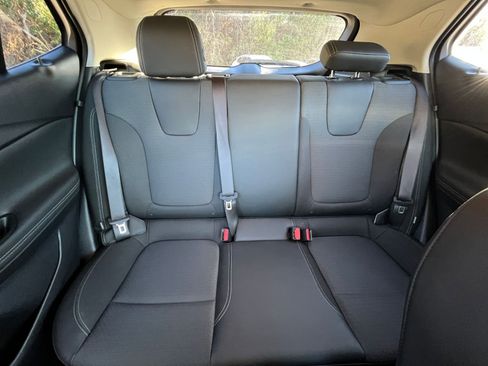 Used 2025 Buick Encore GX Preferred image 33