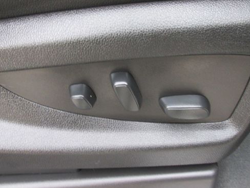 Used 2019 GMC Yukon XL SLT w/ Premium Edition image 63