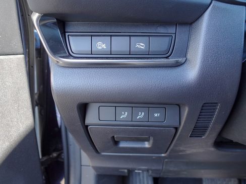 Used 2025 MAZDA CX-30 AWD 2.5 S w/ Preferred Package image 12