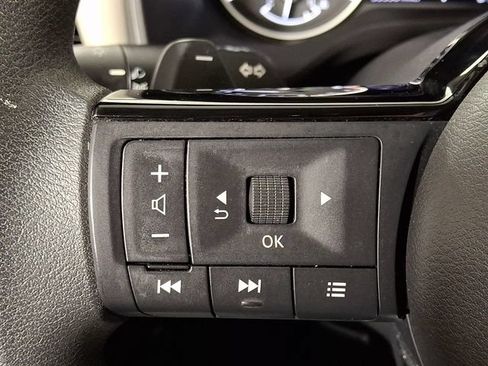 Used 2021 Nissan Rogue SV AWD/4WD image 20