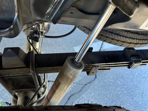 Used 2021 Toyota Tacoma TRD Sport w/ Technology Package image 10