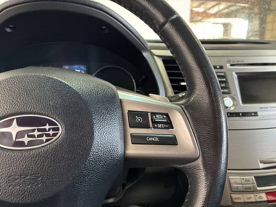 Used 2013 Subaru Legacy 2.5i Limited w/ Popular Pkg 2 AWD/4WD image 13