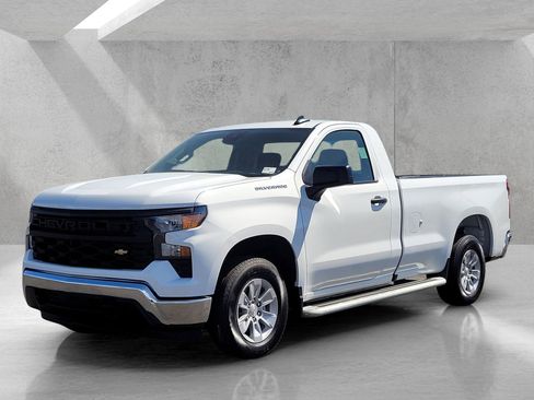 Used 2025 Chevrolet Silverado 1500 W/T image 8