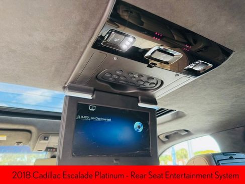 Used 2018 Cadillac Escalade Platinum image 16