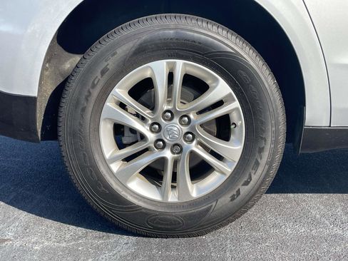Used 2020 Buick Enclave Essence FWD image 10