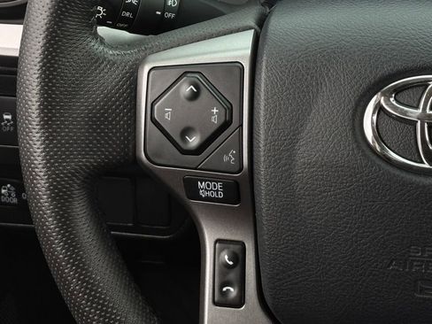 Used 2020 Toyota Tacoma SR5 image 13