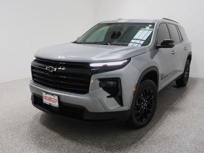 Used 2024 Chevrolet Traverse LT w/ Midnight/Sport Edition