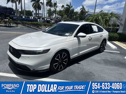 Certified 2024 Honda Accord Touring image 4