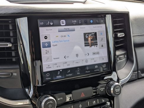 Used 2023 RAM 1500 Laramie image 21