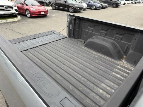 Used 2024 GMC Sierra 1500 SLT image 19