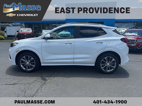Used 2023 Buick Encore GX Select w/ Experience Buick Package AWD/4WD image 4