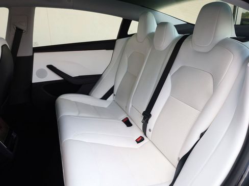 Used 2024 Tesla Model 3 Standard Range RWD image 20