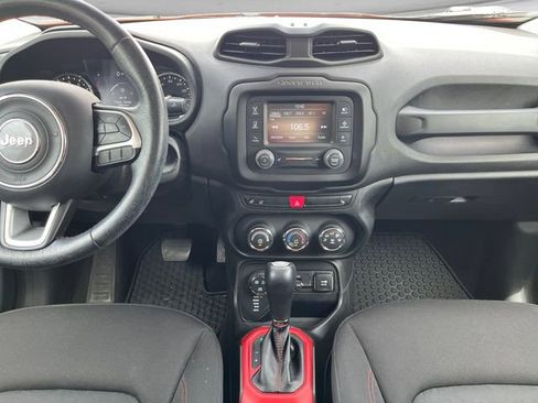 Used 2016 Jeep Renegade Trailhawk w/ Cold Weather Group AWD/4WD image 13