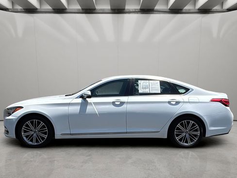 Used 2019 Genesis G80 3.8 RWD image 2