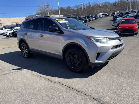 Used 2016 Toyota RAV4 LE image 6