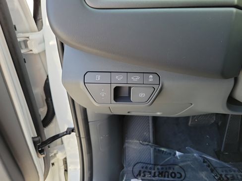New 2026 Kia EV9 Wind AWD/4WD image 26