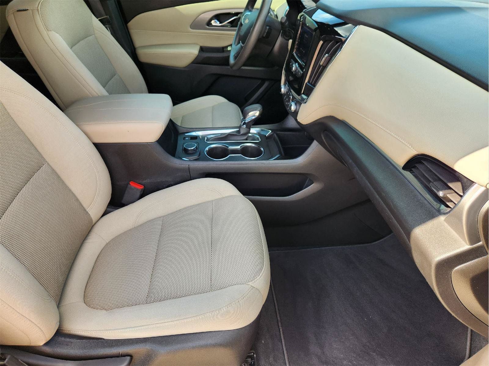 Used 2023 Chevrolet Traverse LS w/ Safety Package FWD image 14