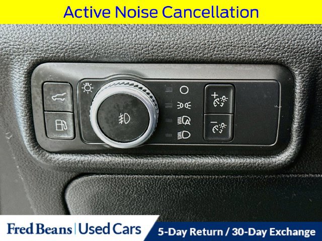 Used 2021 Ford Explorer Limited w/ Hybrid Equipment Group 310A AWD/4WD image 13