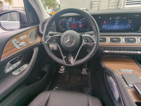 New 2025 Mercedes-Benz GLE 350 GLE 350 image 3