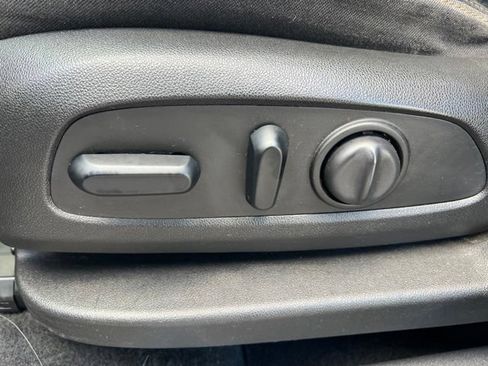 Used 2019 GMC Terrain SLE w/ Driver Convenience Package FWD image 29
