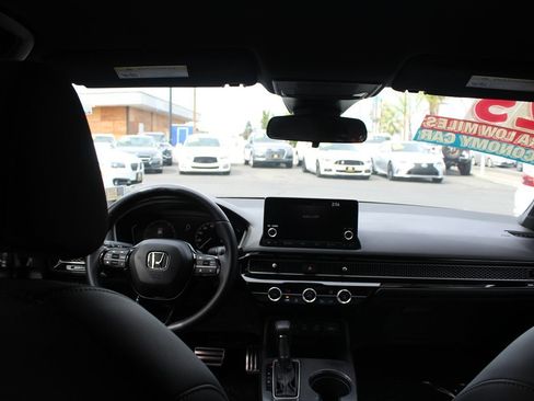 Used 2025 Honda Civic Sport image 23