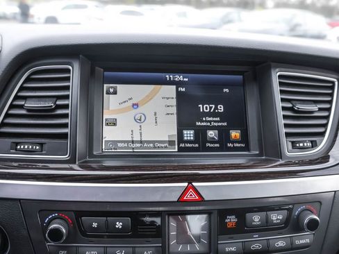 Used 2015 Hyundai Genesis 3.8 image 21