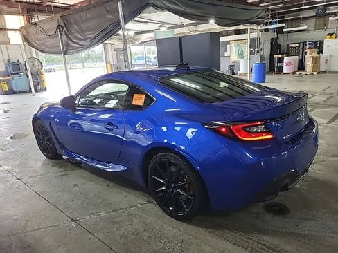 Used 2024 Subaru BRZ tS RWD image 11