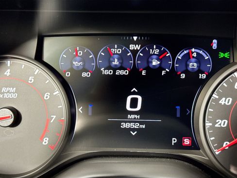 Used 2020 Chevrolet Camaro LT image 36