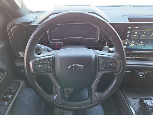 Used 2023 Chevrolet Silverado 1500 ZR2 w/ Technology Package image 14