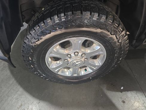 Used 2019 RAM 3500 Big Horn AWD/4WD image 10
