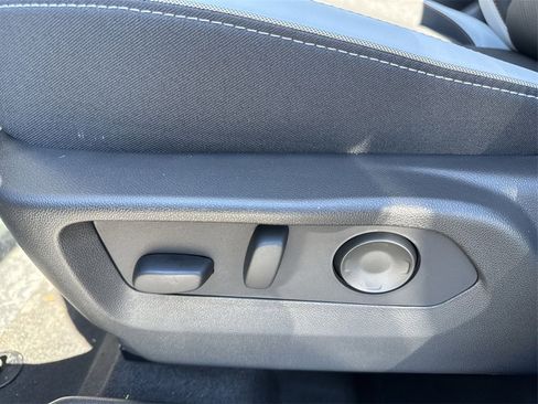 New 2025 Buick Envision Sport Touring image 18