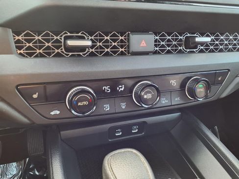 Used 2024 Honda Accord EX image 11