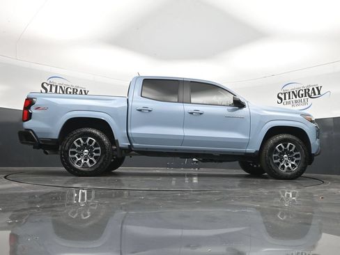 Used 2025 Chevrolet Colorado Z71 w/ Technology Package AWD/4WD image 33