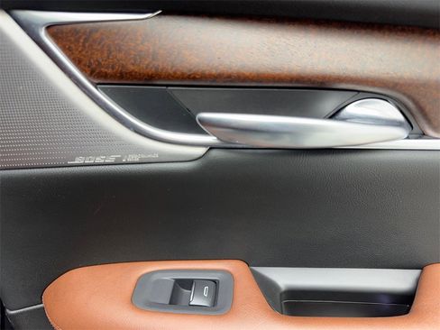 Used 2021 Cadillac XT5 Premium Luxury image 43