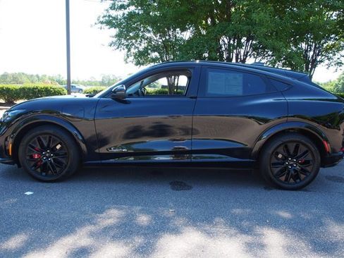 Certified 2025 Ford Mustang Mach-E Premium w/ Sport Appearance Package AWD/4WD image 4